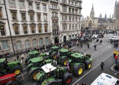 AI софтуер под обектива за улесняване на порно разговори