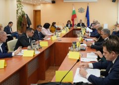 Бивш шеф на China Mobile Internet под разследване