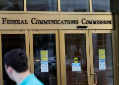 Федералната агенция за комуникации може да забрани на китайските телекомуникационни фирми достъп до мрежи в САЩ