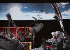 Нови скафандри дебютират при мисията Shenzhou XXI