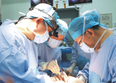 Животоспасяваща операция дава втори шанс на дете