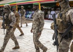 Мали, Буркина Фасо ограничават влизането за граждани на САЩ в двустранно движение