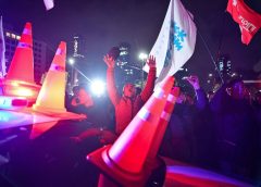 Южнокорейците заслужават Нобелова награда за мир за спирането на военното положение, казва президентът