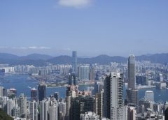 Хонконг трябва да поддържа паричен буфер на фона на сложна геополитика: Пол Чан