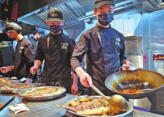 Известна марка риба на скара отваря първия магазин в Шанхай