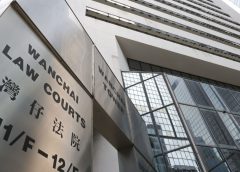 Социален работник от Хонконг, който е правил секс с тийнейджър, осъден на 2 години и 3 месеца затвор