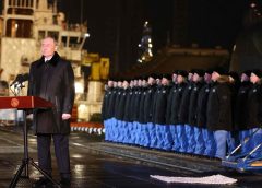 Краят на една ера, когато САЩ и Русия се подготвят да напуснат окончателния договор за ядрени оръжия