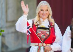 Висш дипломат подаде оставка, докато Норвегия разследва връзките на Епщайн