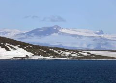 Учените са пионери в първата по рода си генеалогия за вулкани под леда на Антарктика