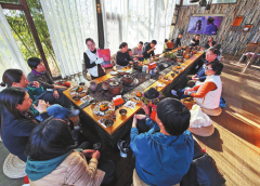 „Емоционално харчене“ докосване на празничен лукс