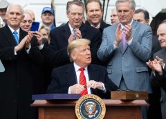 Тръмп насаме обмисля напускането на търговския пакт USMCA, който е договорил, рискувайки сделка за 2 трилиона щатски долара