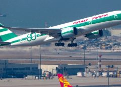 Хонконгската Cathay Pacific ще увеличи бонуса за споделяне на печалбата след силно възстановяване