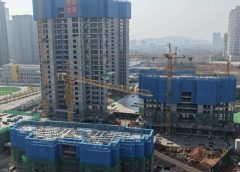 Разработчиците в Сингапур усещат горещината, докато проблемите с имотите в Китай продължават