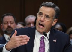 Иран все още може да атакува интересите на САЩ, правителството изглежда непокътнато, казва шефът на шпионажа Габард