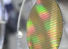 Печалбата на производителя на оптични чипове скочи с 1153% поради търсенето на изкуствен интелект, стремежът на Китай да разчита на себе си в технологиите