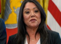 Американският министър на труда ще напусне кабинета на Тръмп след обвинения в злоупотреба с власт