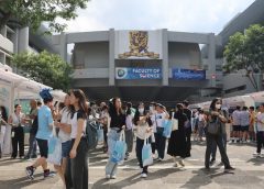 Броят на напусналите училище в Хонконг, търсещи образование другаде, достига 14-годишно дъно