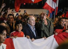 Левият Санчес в Перу ще се изправи срещу Фухимори на балотажа за президент